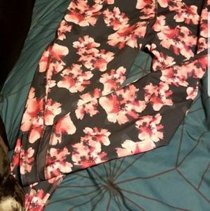Old navy leggings (L) and lula roe